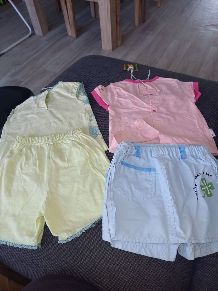 Lot de 2 ensembles. - photo numéro 2
