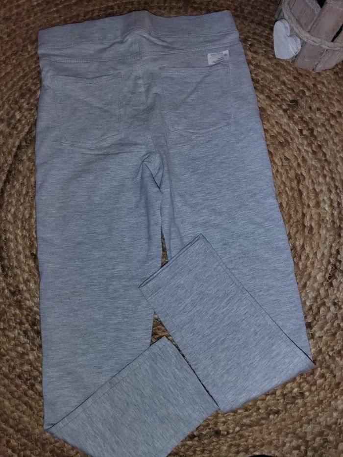 Pantalon 7-8 ans - photo numéro 2