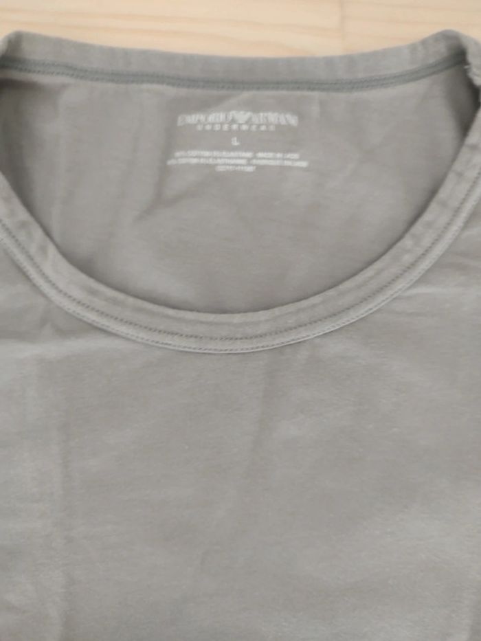Emporio Armani Underwear 
Tee shirt manches courtes
 gris  
taille L - photo numéro 3