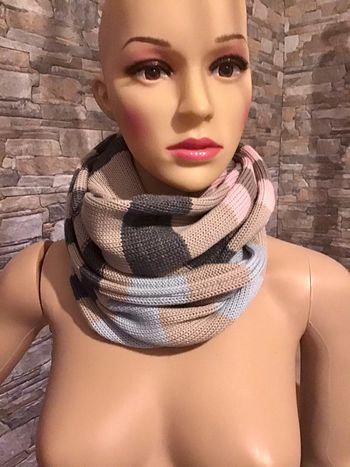 Écharpe tour de cou multicolore