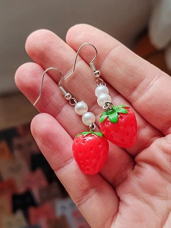 Boucles d'oreilles fraises kawaii