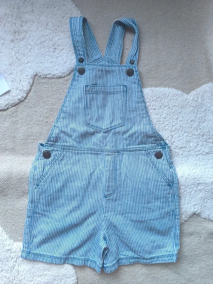 Salopette short rayée bleu clair – Mango Kids – Taille 3-4 ans