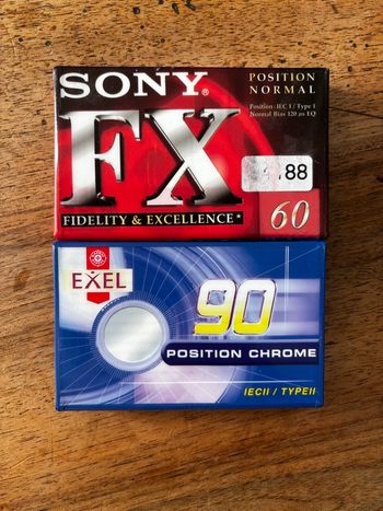 Lot de deux cassettes audio enregistrables sous blister 