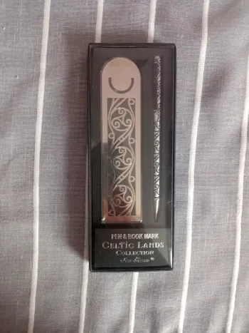 Ensemble marque page et stylo celtic Bretagne