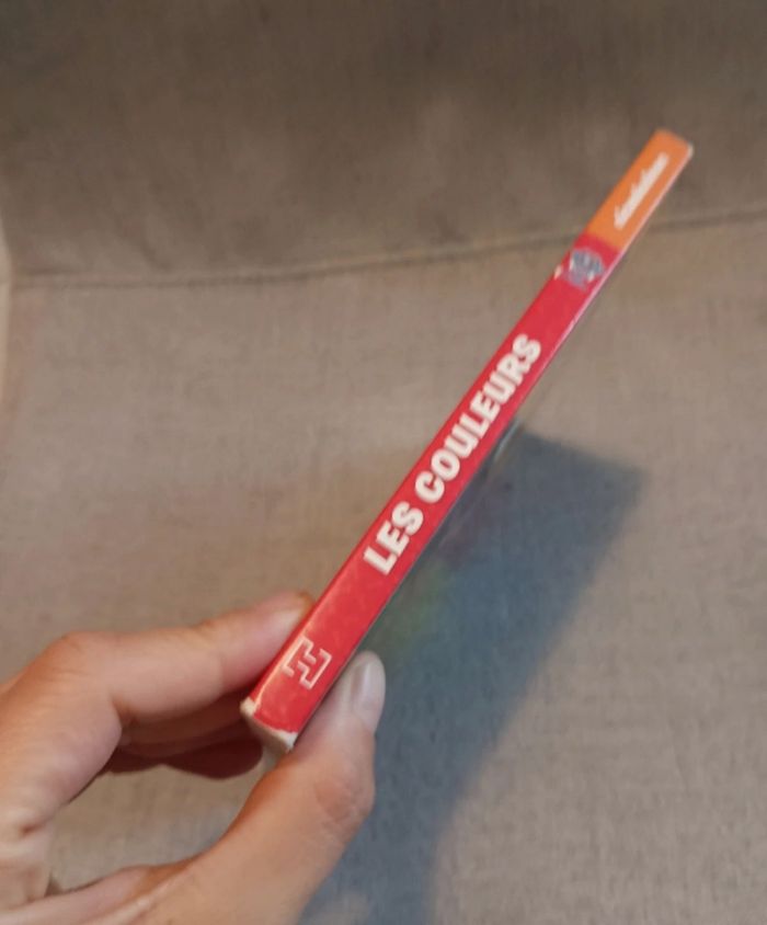 Livre cartonné pat patrouille les couleurs - photo numéro 2