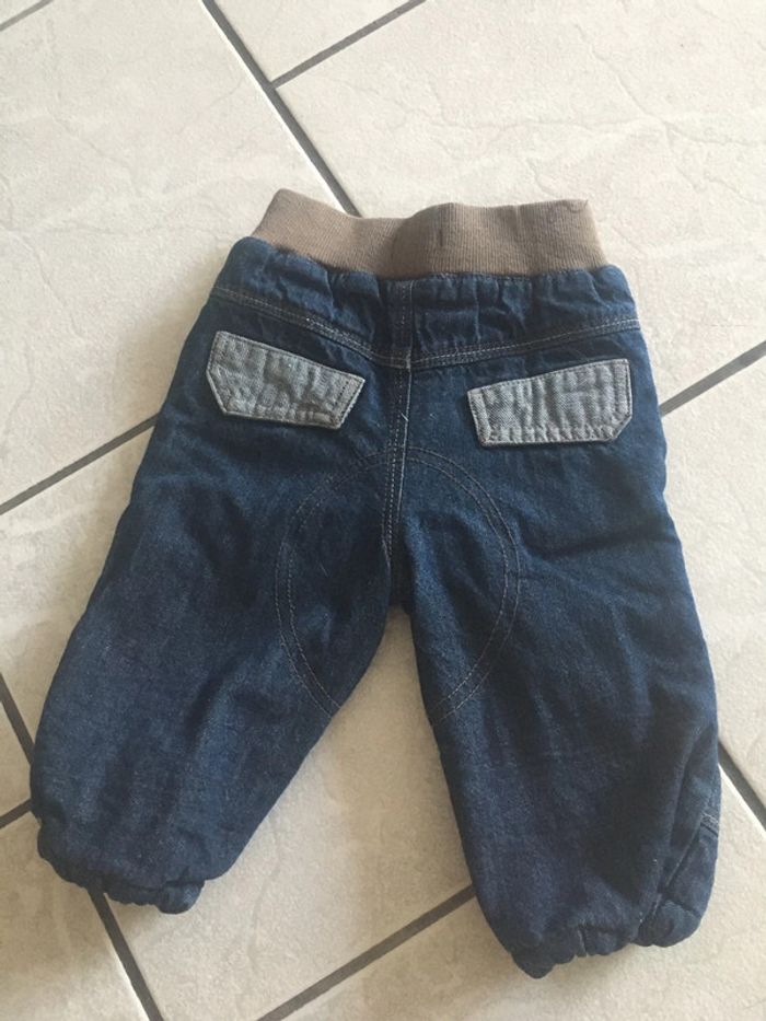 Vend jeans 12 mois - photo numéro 3
