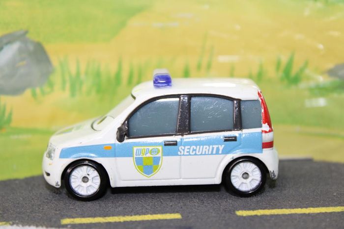 Disney Pixar cars Alex Carvill - photo numéro 2