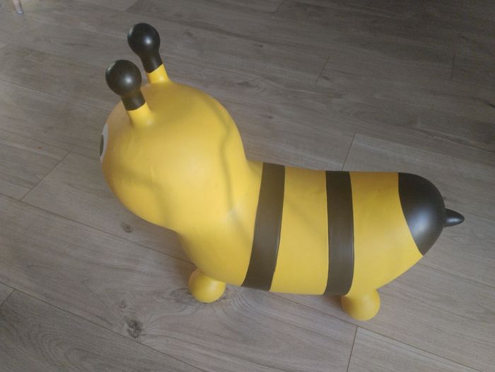Abeille gonflable sauteuse - photo numéro 2