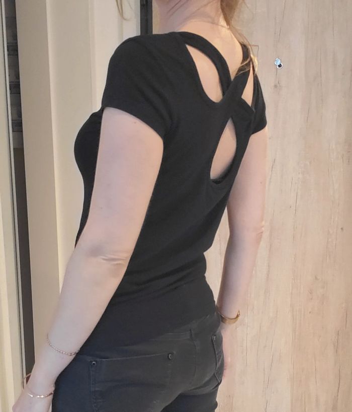 Joli T-shirt dos ouvert de marque Roly - photo numéro 4