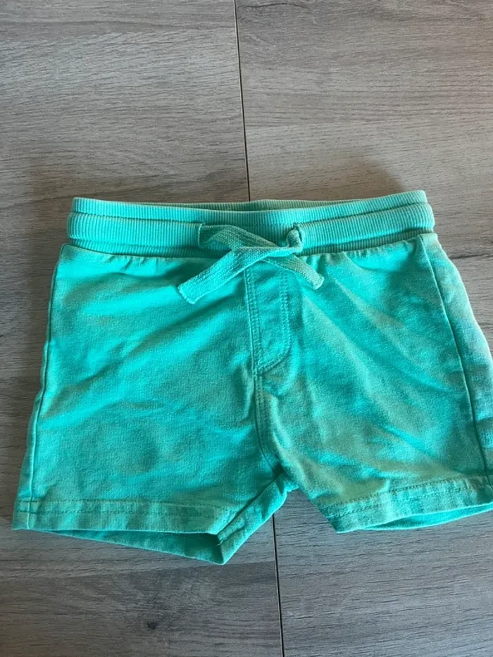 Short bébé garçon
