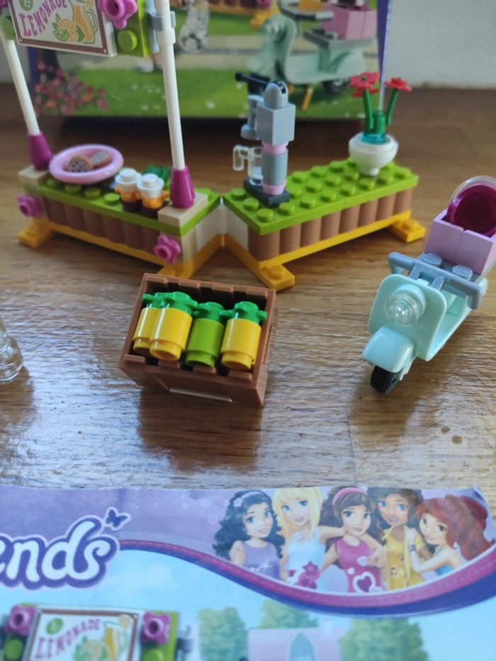 Lego Friends 41027 Stand de limonade - photo numéro 3