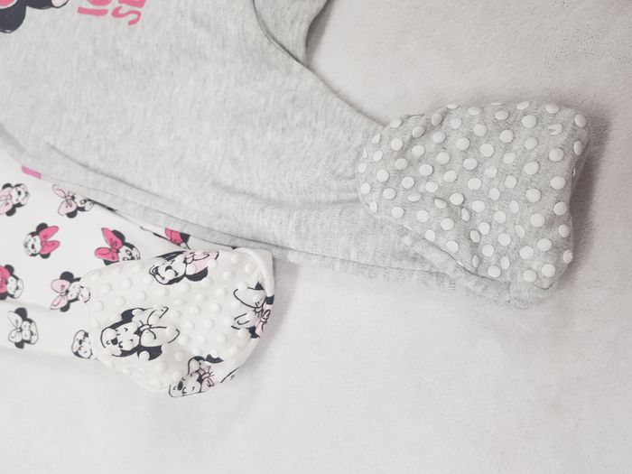 lot de 2 pyjamas 3 mois minnie disney - photo numéro 4