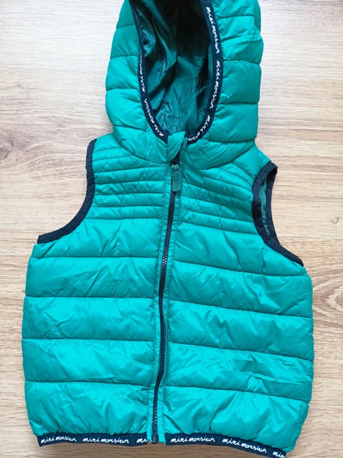 Doudoune sans manches verte 12 mois - Neuve - photo numéro 2