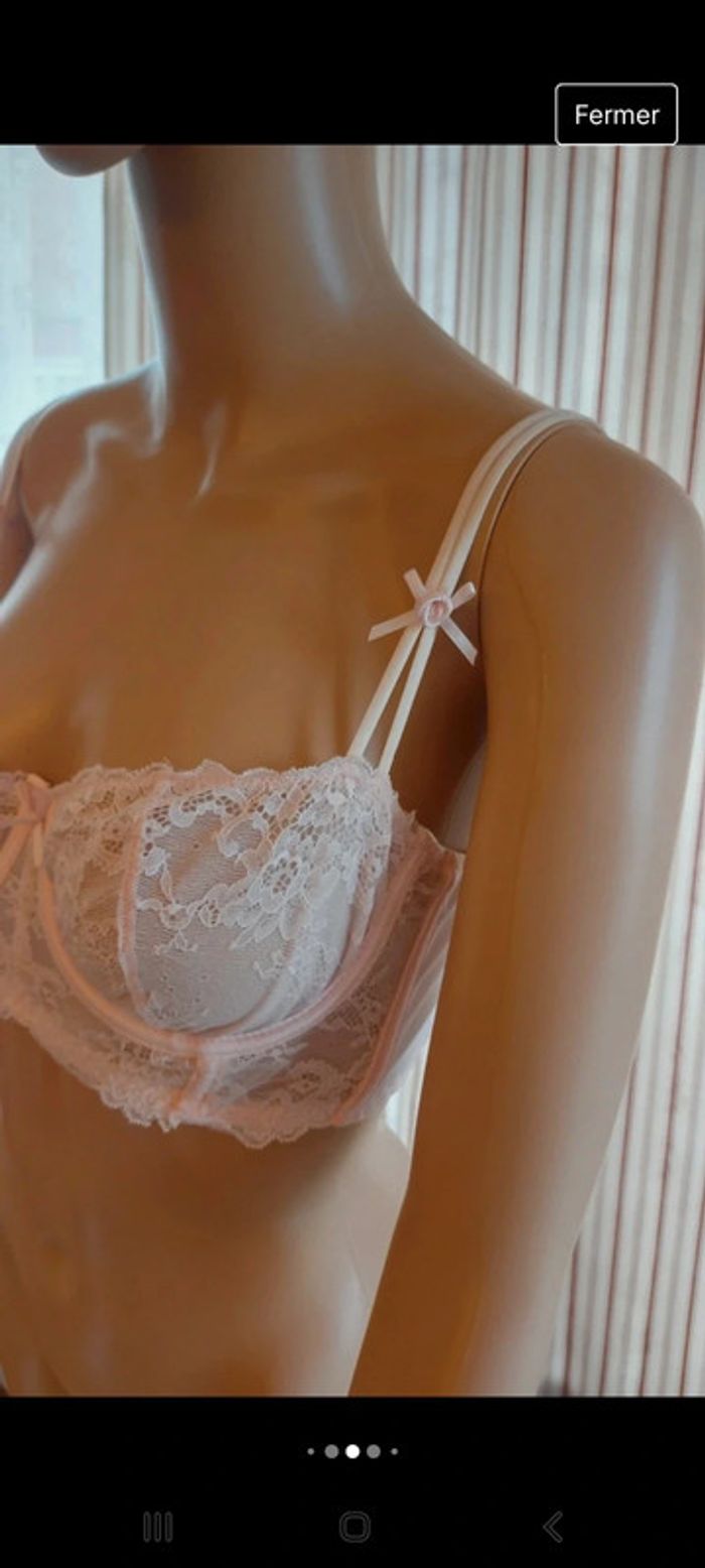 Soutien gorge rose Hunkemöller fr 90C - photo numéro 5