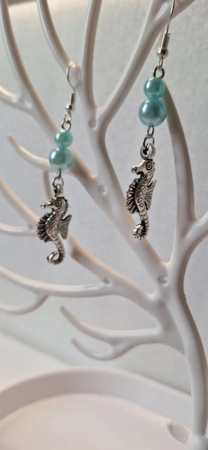 Boucles d’oreilles hippocampes turquoise - photo numéro 2