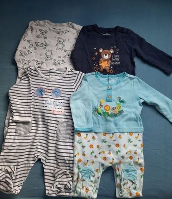 Lot 4 pyjamas bébé 9 mois