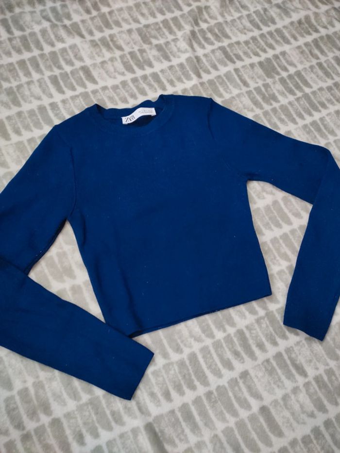 Pull court bleu ras de cou Zara taille S 36 - photo numéro 2