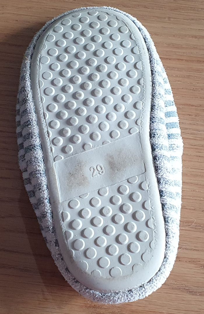Chaussons pointure 29 - photo numéro 4