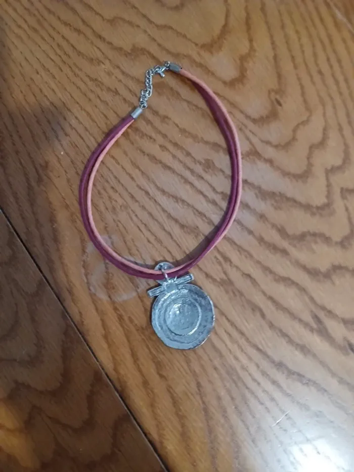 Collier - photo numéro 2