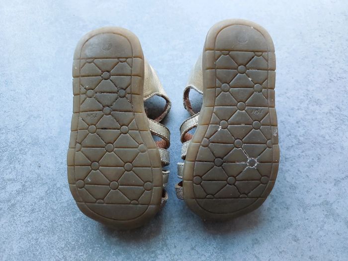 Sandales dorées - photo numéro 6