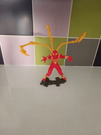 Figurine spider man