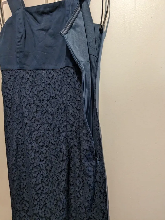 Robe moulante sortie de collection - bleue fleurie. - photo numéro 5