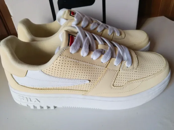Jolie baskets femme de marque Fila pointure 41 - photo numéro 6