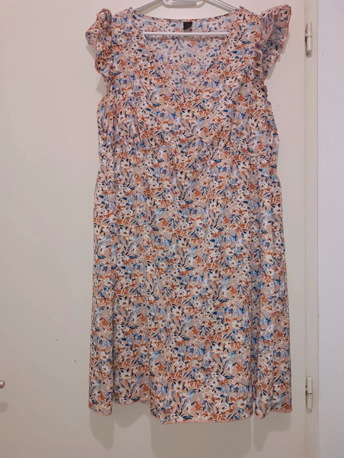 Robe courte fleurie