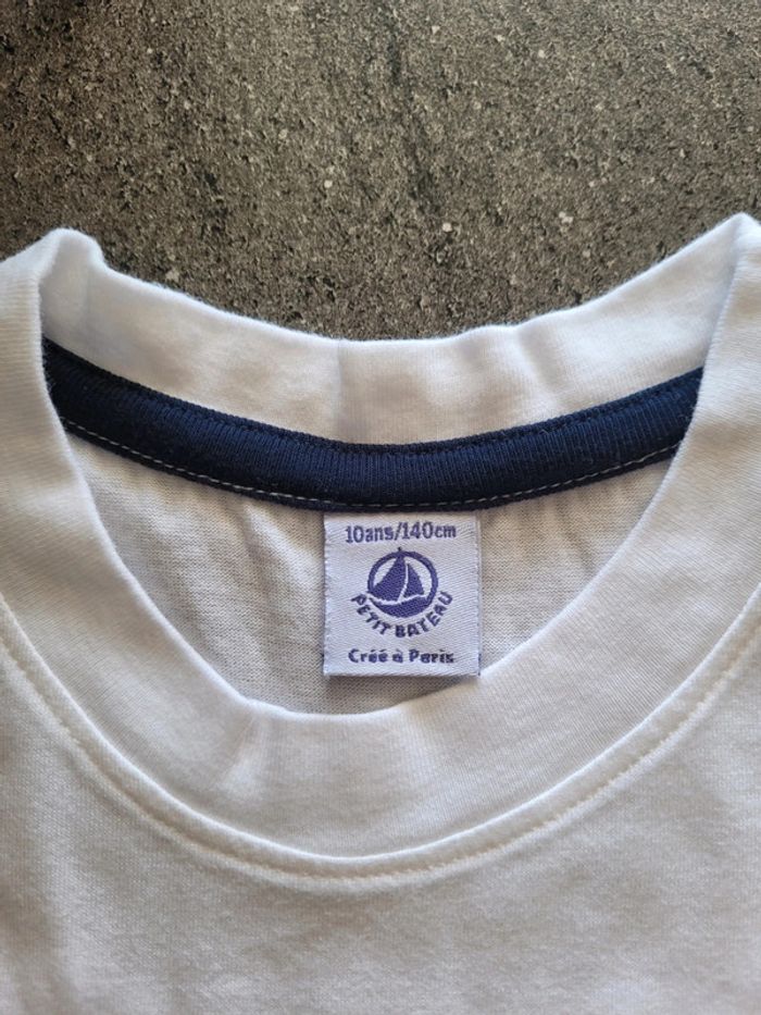 Tee-shirt petit bateau 10 ans - photo numéro 3