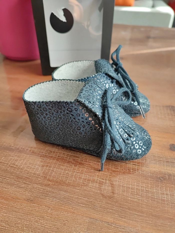Chaussures chaussons bébé T20/21 - photo numéro 2