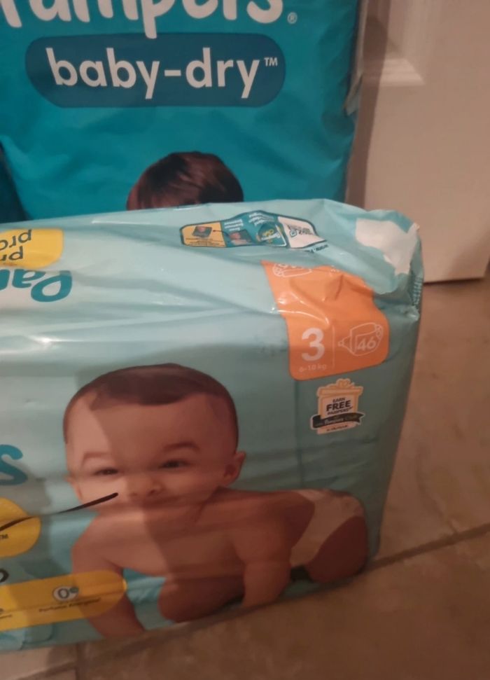 Lot pampers - photo numéro 4