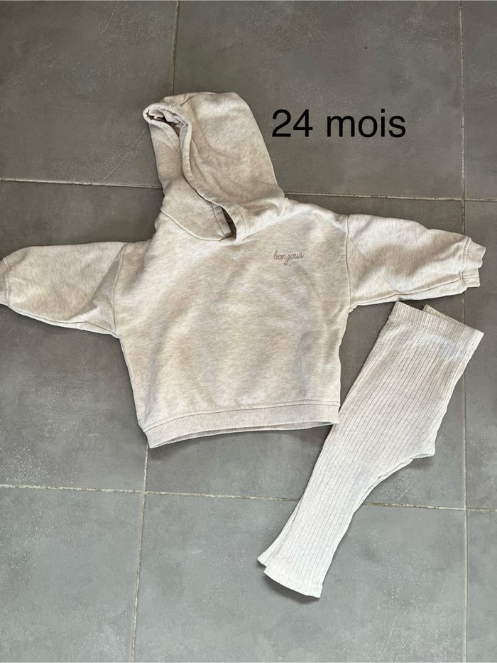 Ensemble sweat legging beige Kiabi 24 mois