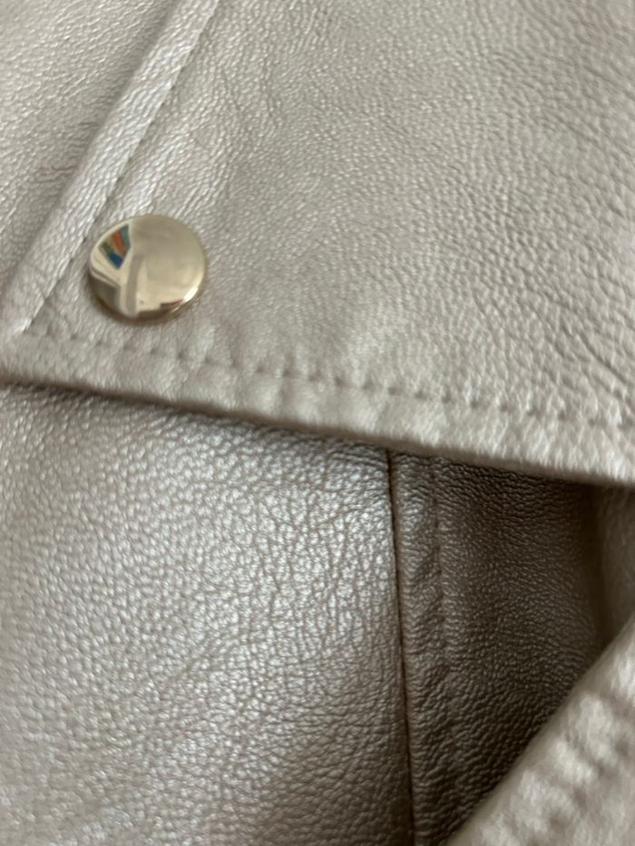 Blouson doré - photo numéro 6