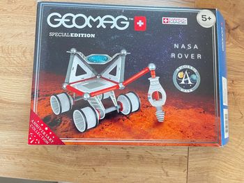 Geomag construction rover nasa espace