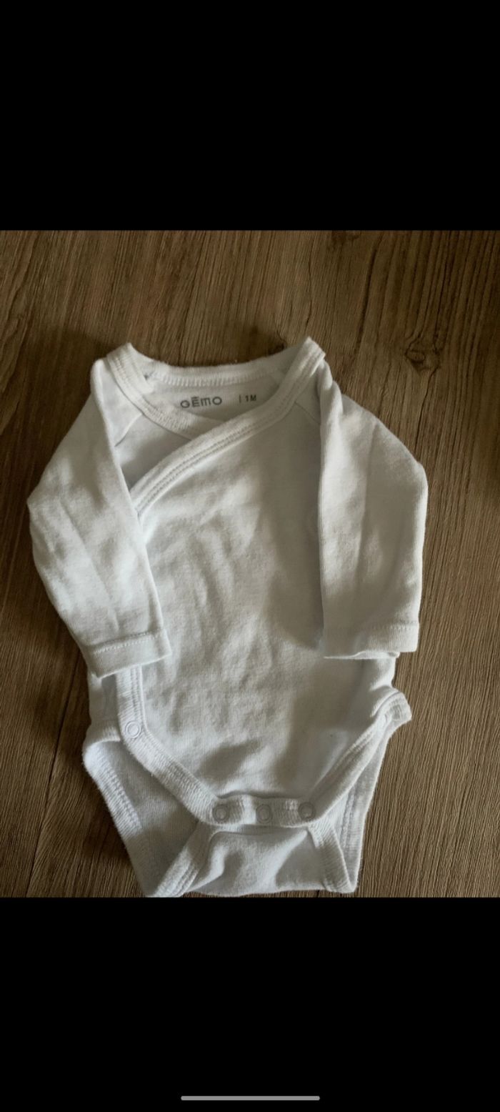 👣 bodies bébé 👣 - photo numéro 2