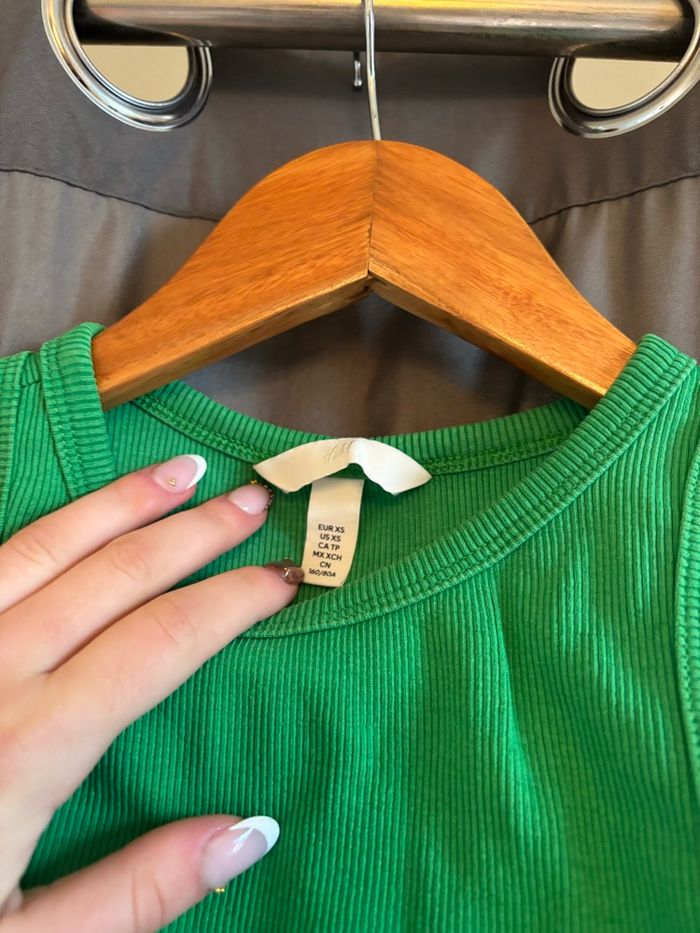 Top H&M vert - photo numéro 2