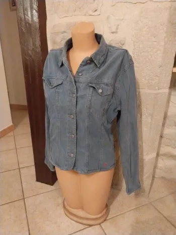 Chemise teddy Smith mixte T3 en tres bon etat