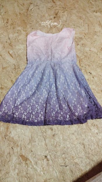 Robe taille 116.  6 ans