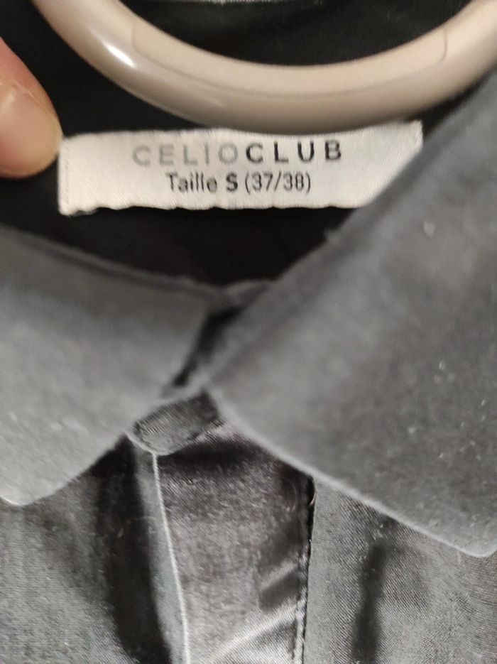 Chemise noir - photo numéro 4