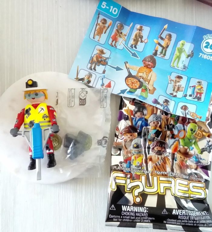 🚧 Figurine playmobil série n° 26 🚧 - photo numéro 2