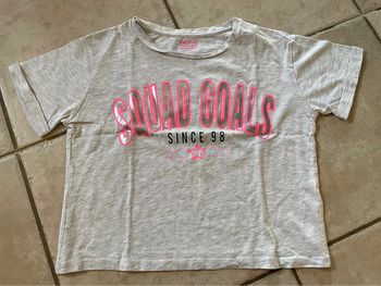 TEE shirt 10-11 ans