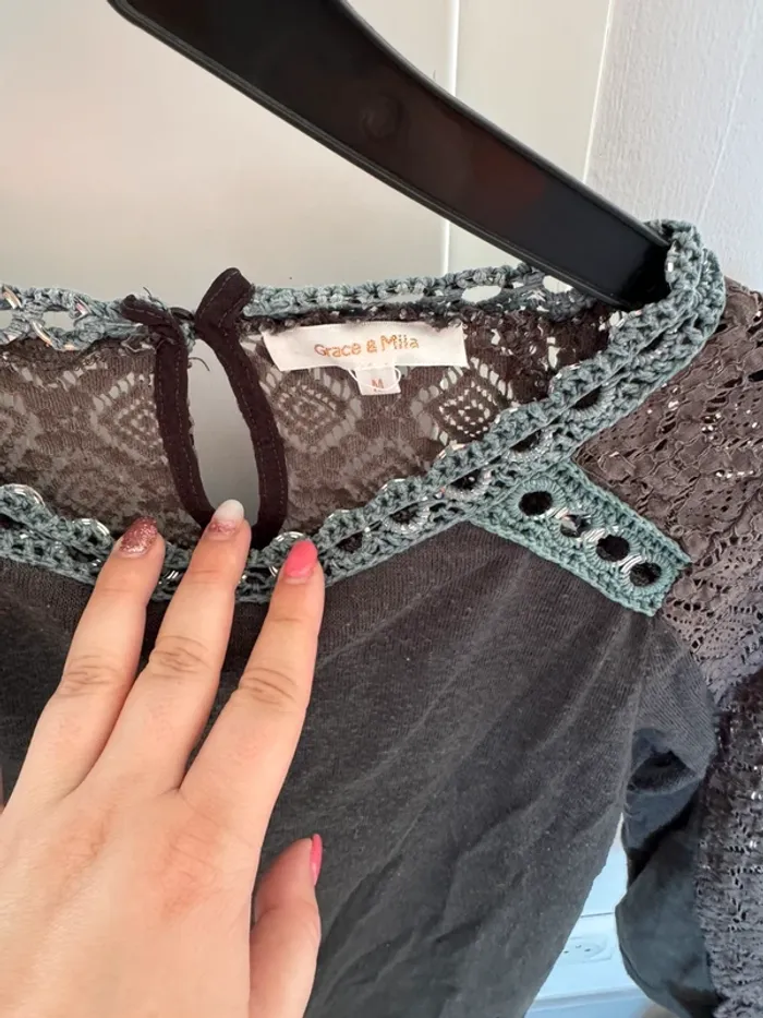 Pull kaki Grâce et Mila - photo numéro 4