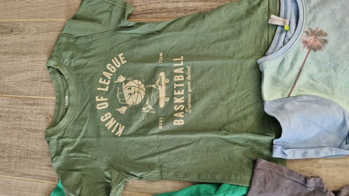 Lot de 5 tee-shirts manches courtes, taille 6 ans - photo numéro 7