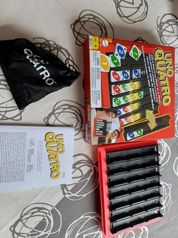 Jeu uno quatro