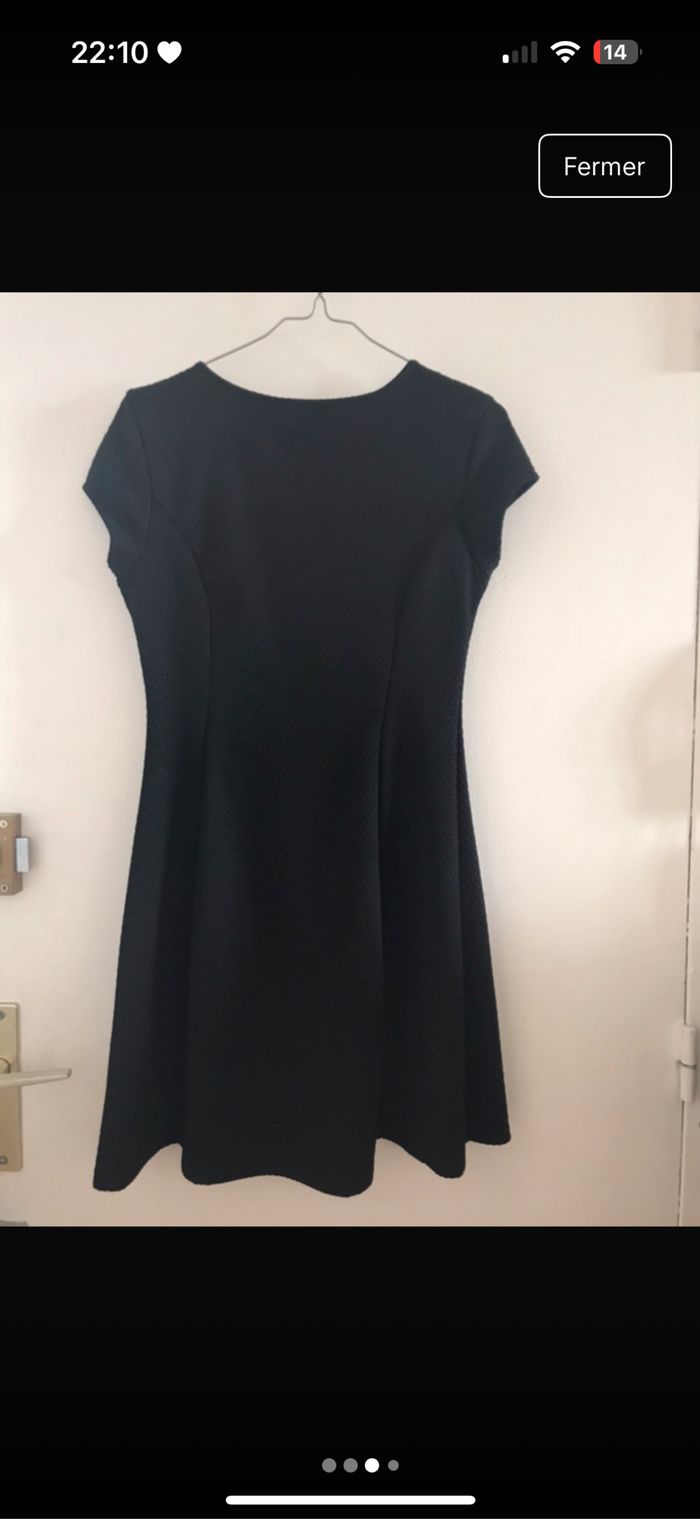 Robe noire - photo numéro 3