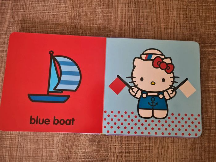 Lot de 2 Hello Kitty en anglais TBE - photo numéro 7