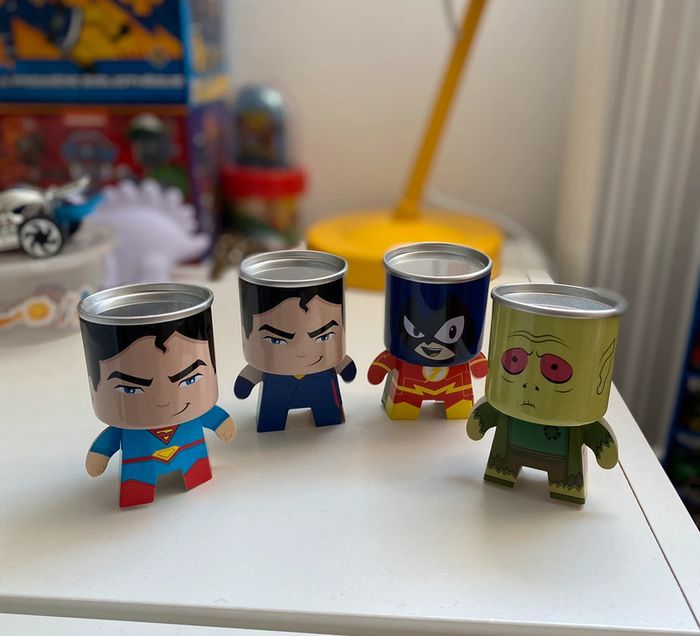 Lot de 4 figurines super héros mc do McDonald’s