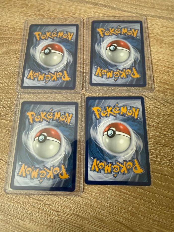 Carte Pokémon Mégapole évolution ME01 - photo numéro 2