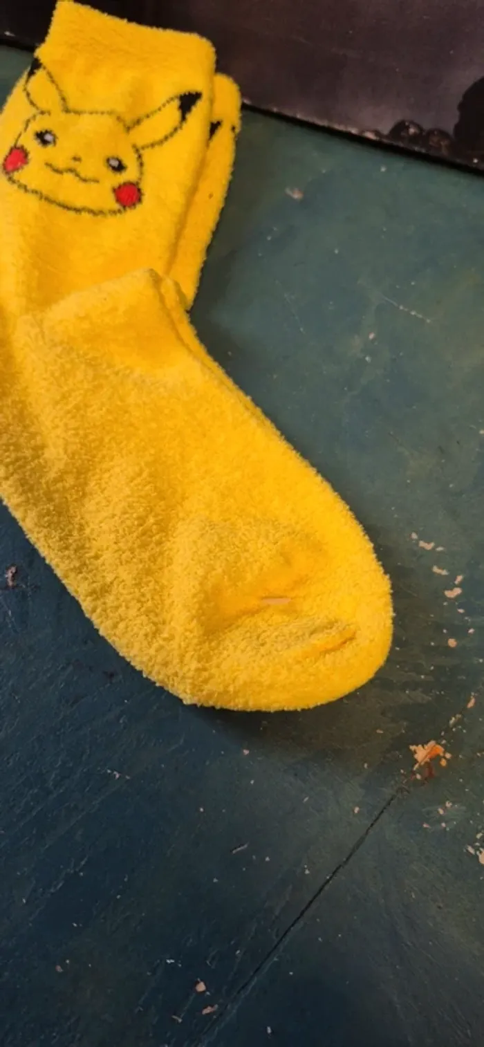 Chaussettes pokemon - photo numéro 3