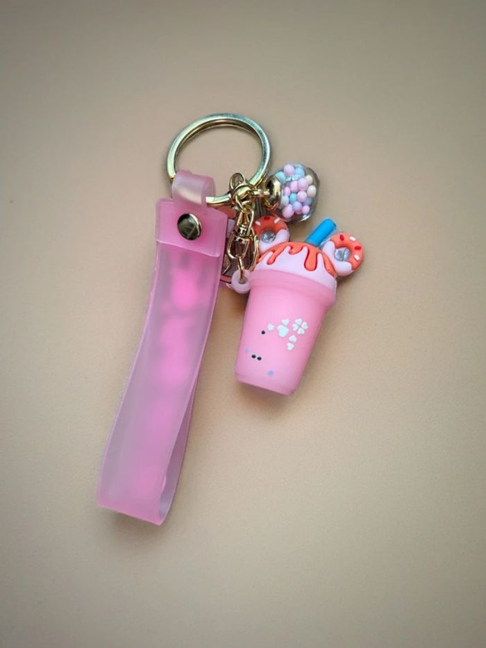 Porte clés glace rose - photo numéro 2